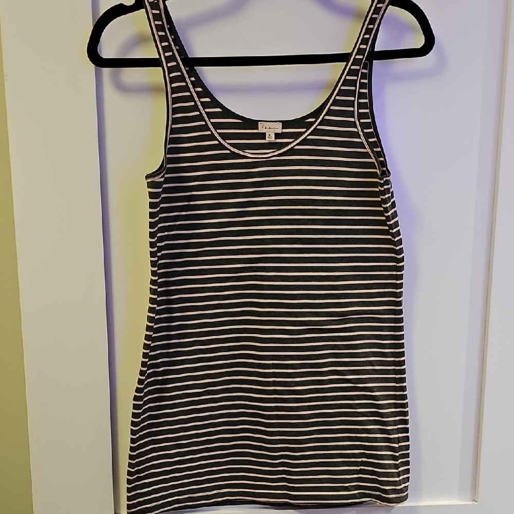 T. Babaton Black and White Fitted Sleeveless Tank Top Size M
